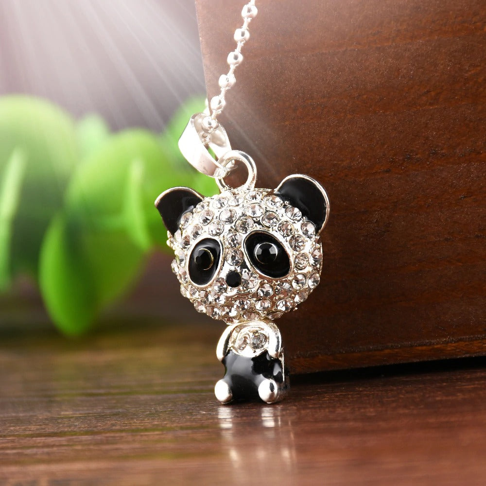 Find the best jewelry with the Panda effigy in a unique and kawaii style!